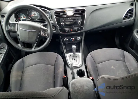 2014 Chrysler 200 Lx z USA, uszkodzony, nr VIN 1C3CCBAG3EN178754